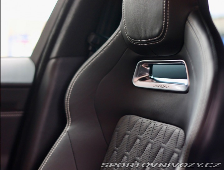 Jaguar F-Pace SVR AWD *HUD*Meridian*AC 2018
