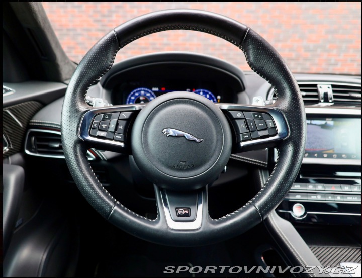 Jaguar F-Pace SVR AWD *HUD*Meridian*AC 2018