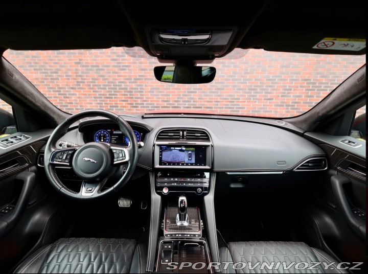 Jaguar F-Pace SVR AWD *HUD*Meridian*AC 2018
