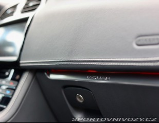 Jaguar F-Pace SVR AWD *HUD*Meridian*AC 2018