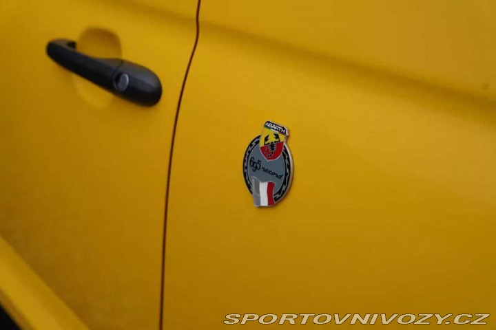 Abarth 695 Biposto Record PRODANO 2017