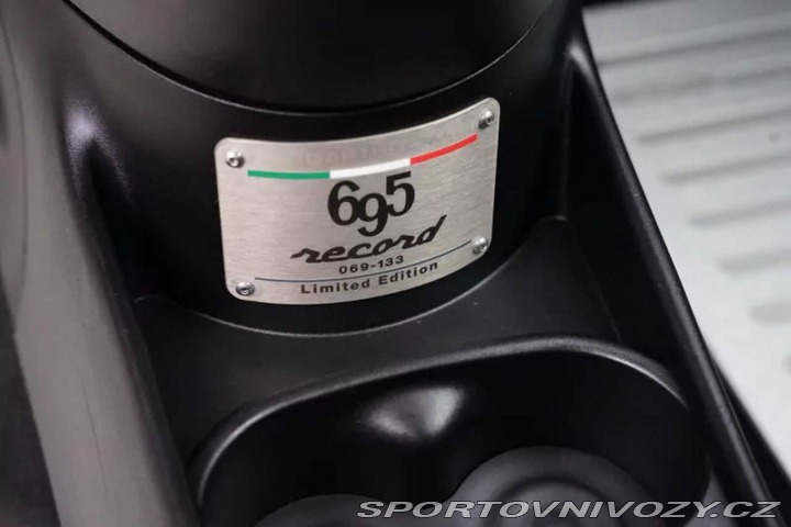 Abarth 695 Biposto Record PRODANO 2017