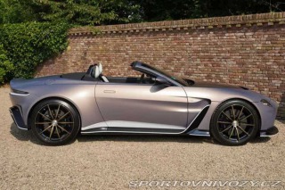 Aston Martin Vantage V12 Roadster #74 - SLEVA! 2023