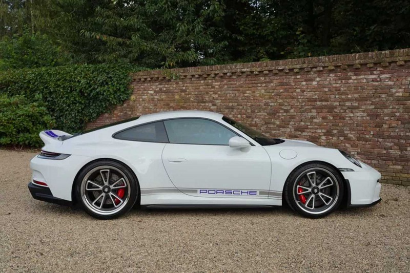 Porsche 911 992 GT3 Touring “Manual”
