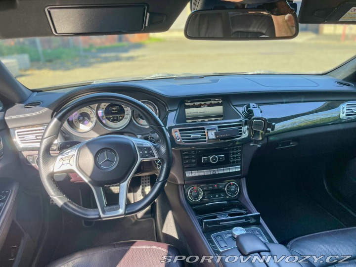 Mercedes-Benz CLS 350 CDI 4MATIC 195 kW 2012