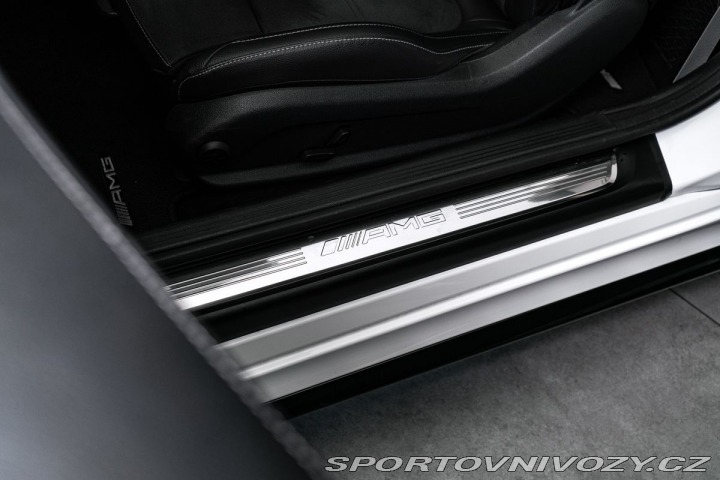 Mercedes-Benz C cabrio Mercedes- 63 S 2019