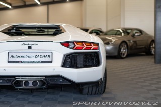 Lamborghini Aventador LP700-4 2011