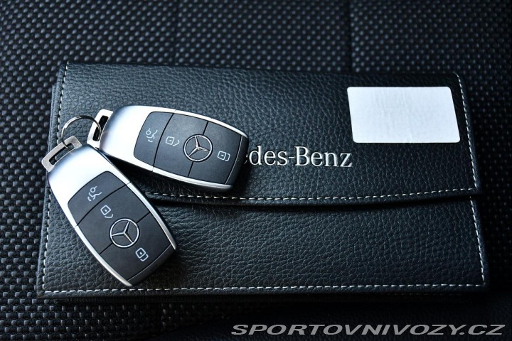 Mercedes-Benz Ostatní modely GLC 300d 4M AMG REZERVACE 2020