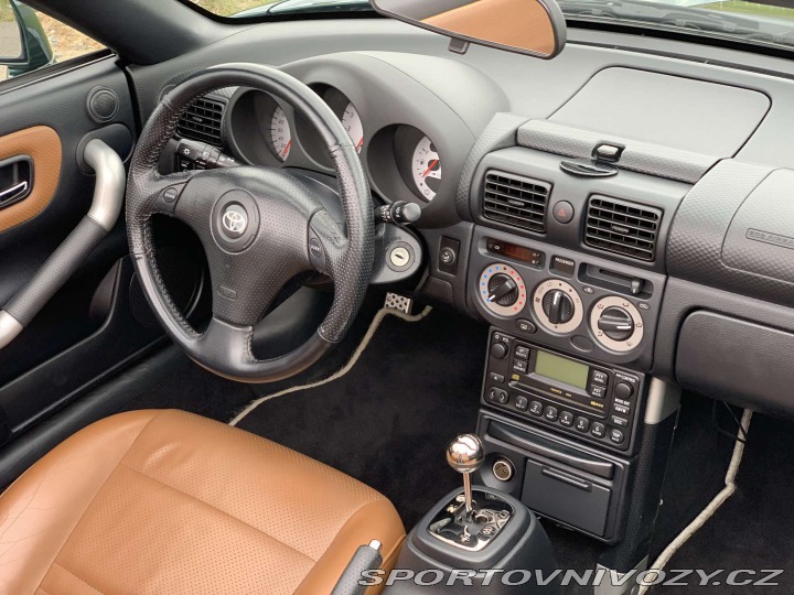 Toyota MR2 1.8 VVT-i 103kW/ PoloAUT 2002