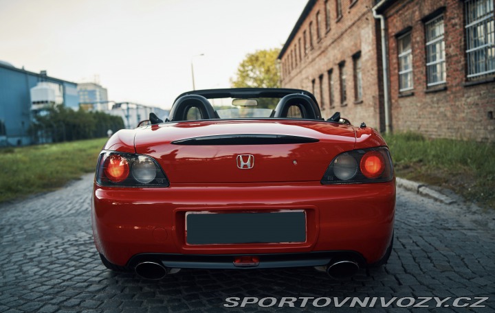 Honda S2000 FORMULA RED 2000