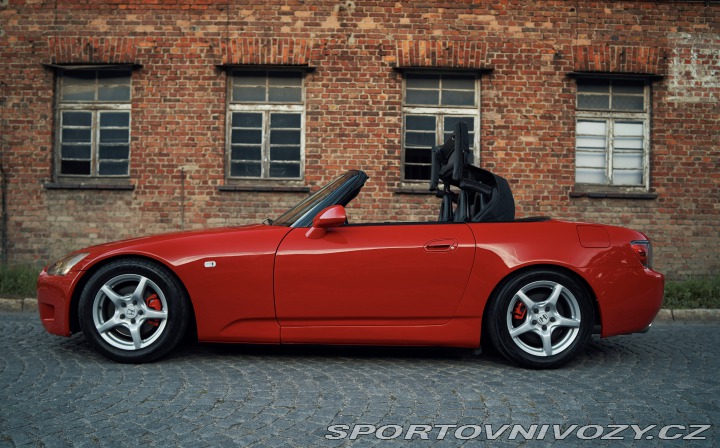 Honda S2000 FORMULA RED 2000