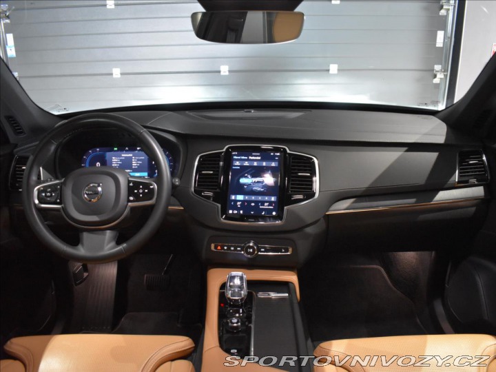 Volvo Ostatní modely XC90 2,0 B6 AWD Plus Dark Vzdu 2023