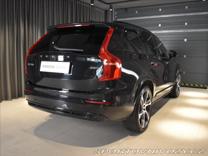 Volvo Ostatní modely XC90 2,0 B6 AWD Plus Dark Vzdu 2023