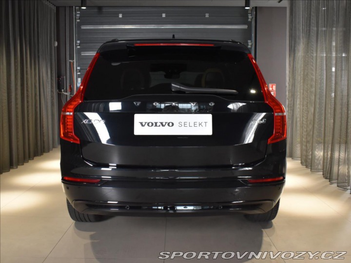 Volvo Ostatní modely XC90 2,0 B6 AWD Plus Dark Vzdu 2023