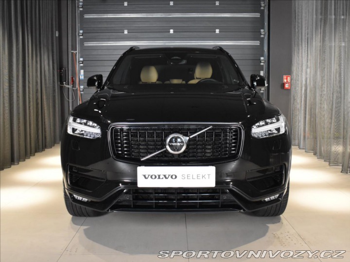 Volvo Ostatní modely XC90 2,0 B6 AWD Plus Dark Vzdu 2023