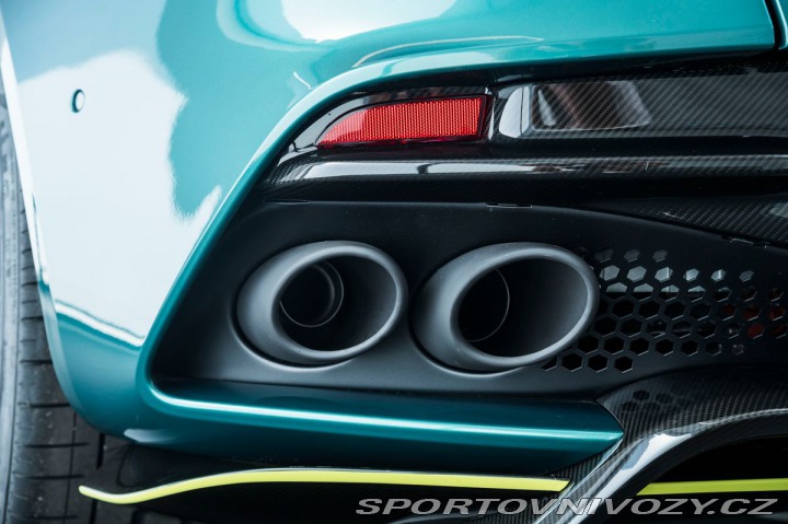 Aston Martin DBS 770 Ultimate Coupe/One of 1800