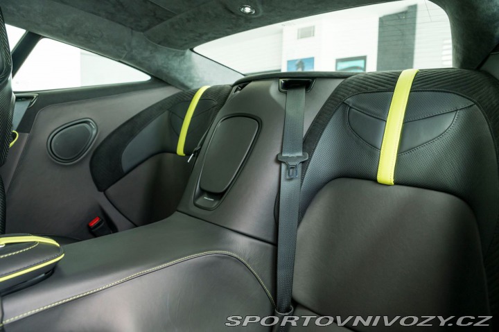 Aston Martin DBS 770 Ultimate Coupe/One of 1800