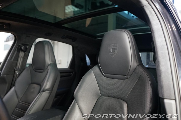 Porsche Cayenne Turbo PDCC PSCB Nez.Top Z 2020