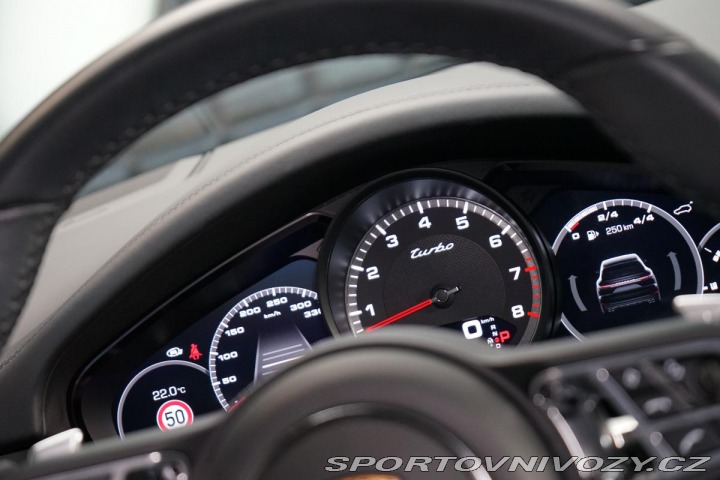 Porsche Cayenne Turbo PDCC PSCB Nez.Top Z 2020