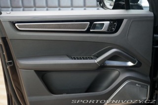 Porsche Cayenne Turbo PDCC PSCB Nez.Top Z 2020