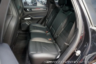 Porsche Cayenne Turbo PDCC PSCB Nez.Top Z 2020