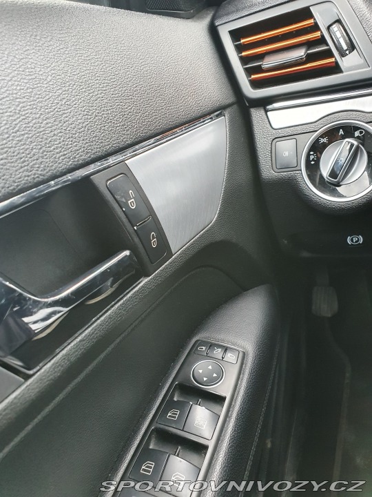 Mercedes-Benz E E 350 CDi 2011