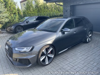 Audi RS4  2018