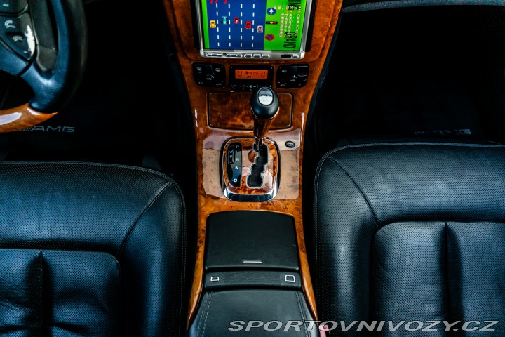Mercedes-Benz CL AMG CL55 německá verze 2001