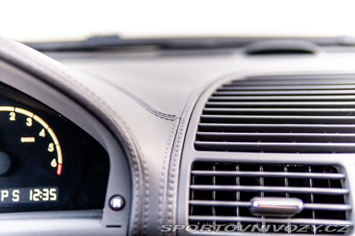 Mercedes-Benz CL AMG CL55 německá verze 2001
