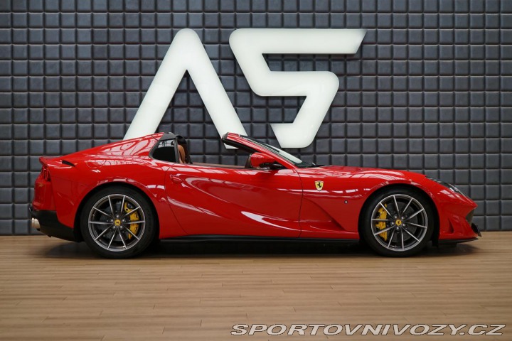 Ferrari 812 GTS AFS CarPlay Záruka PD 2022