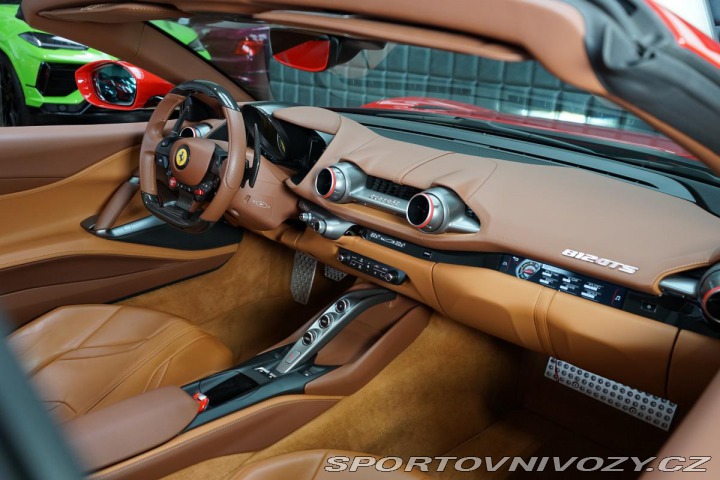 Ferrari 812 GTS AFS CarPlay Záruka PD 2022