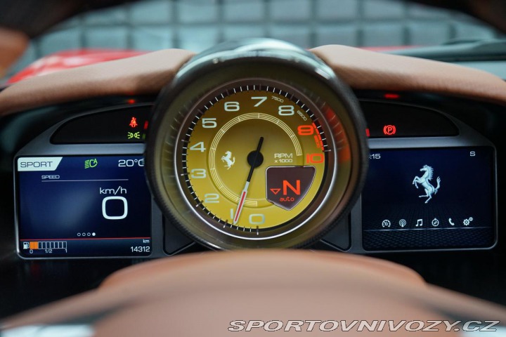 Ferrari 812 GTS AFS CarPlay Záruka PD 2022