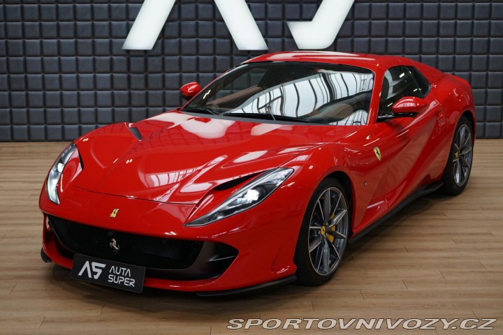 Ferrari 812 GTS AFS CarPlay Záruka PD 2022
