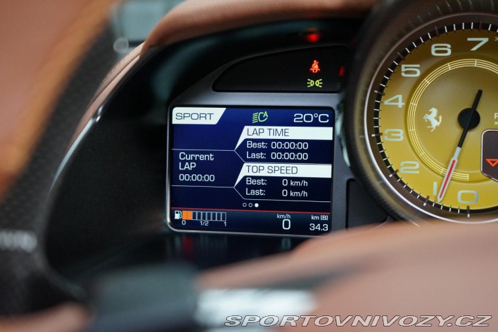 Ferrari 812 GTS AFS CarPlay Záruka PD 2022