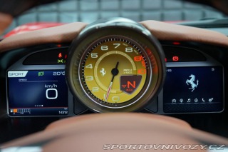 Ferrari 812 GTS AFS CarPlay Záruka PD 2022