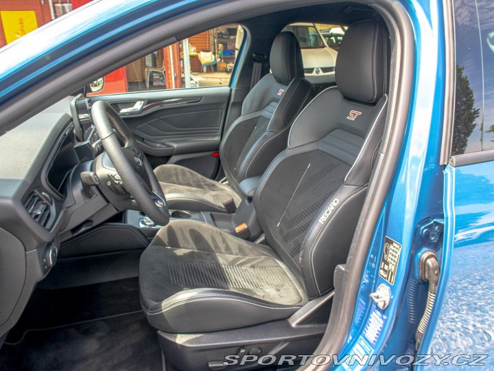 Ford Focus ST 2.3Ti 206 kW ZÁRUKA 5 LET 2022
