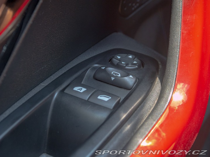 Peugeot 208 GTi 1.6T 147 kW HiFi JBL 2013