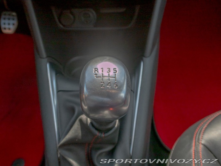 Peugeot 208 GTi 1.6T 147 kW HiFi JBL 2013