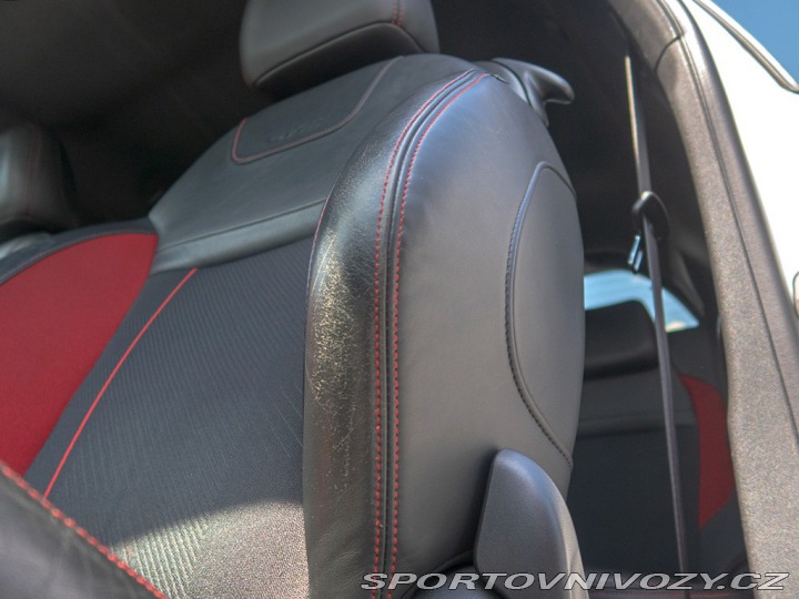 Peugeot 208 GTi 1.6T 147 kW HiFi JBL 2013