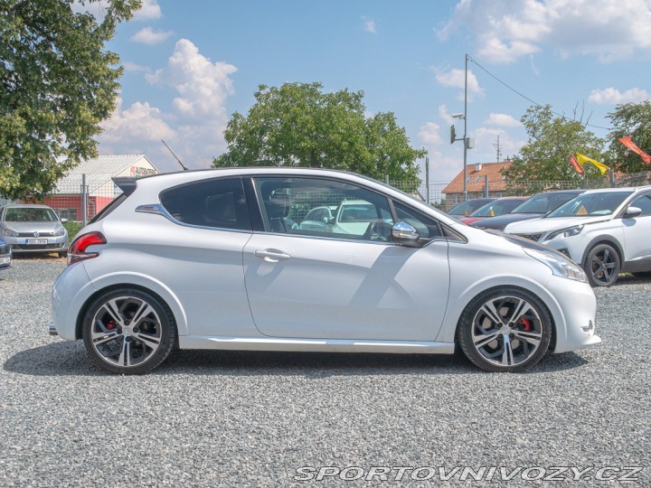 Peugeot 208 GTi 1.6T 147 kW HiFi JBL 2013