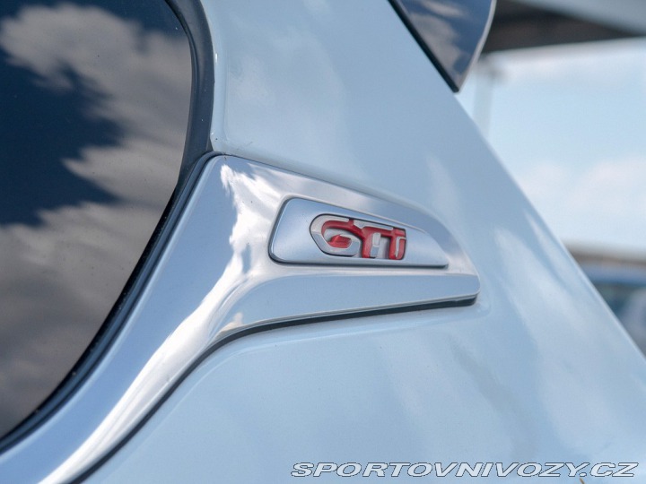 Peugeot 208 GTi 1.6T 147 kW HiFi JBL 2013