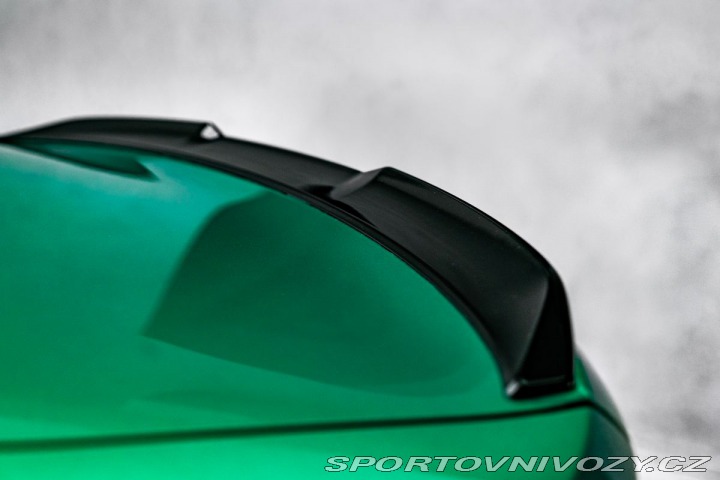 BMW M4 3,0 Competition 1800