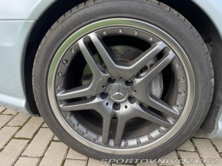 Mercedes-Benz SL 500 R230 V8 AMG 225kw 2003