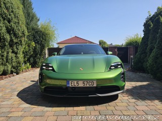 Porsche Taycan GTS Sport Turismo 2022