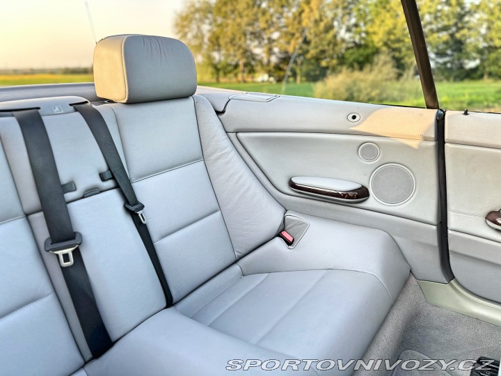 BMW 3 330Ci (E46) | 6st. manuál 2004
