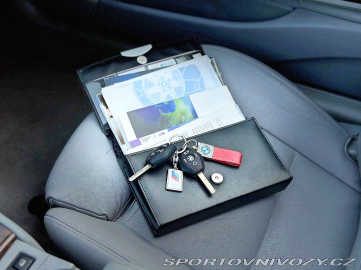 BMW 3 330Ci (E46) | 6st. manuál 2004