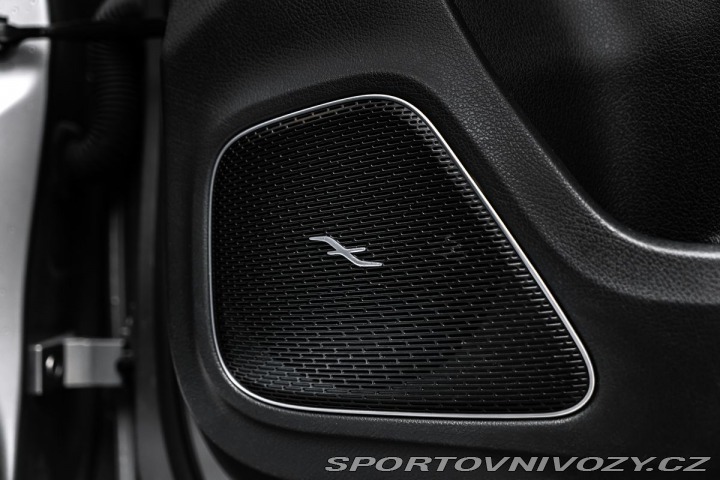 Mercedes-Benz A 4MATIC Performance 2021