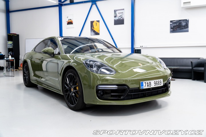 Porsche Panamera Turbo V8 2018