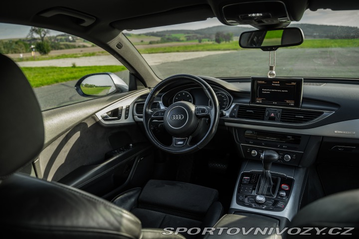 Audi A7 3.0 TFSI S7 look 2012