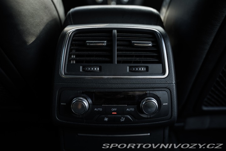 Audi A7 3.0 TFSI S7 look 2012